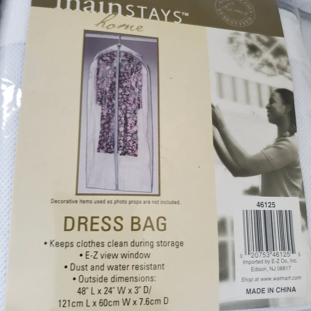 Lot of 4 White Dress Bags 48x24x3 Tuscany Collection Mainstays E-Z View Window